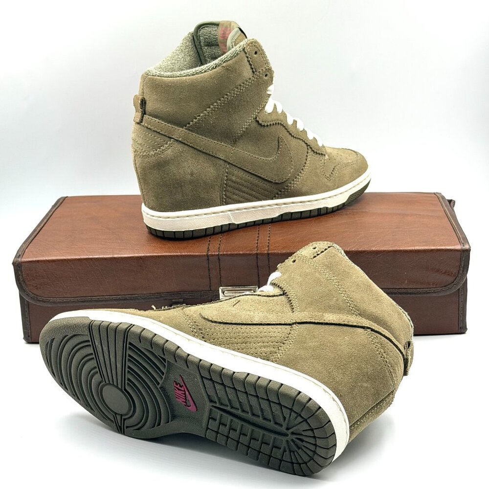 Nike Wmns Dunk Sky Hi 'Medium Olive'